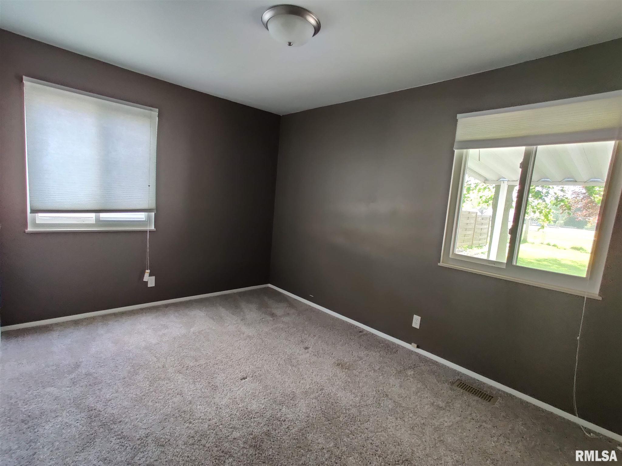 237 Briargate Road Washington, IL 61571 - Photo 31 of 36 Gallery Image 31