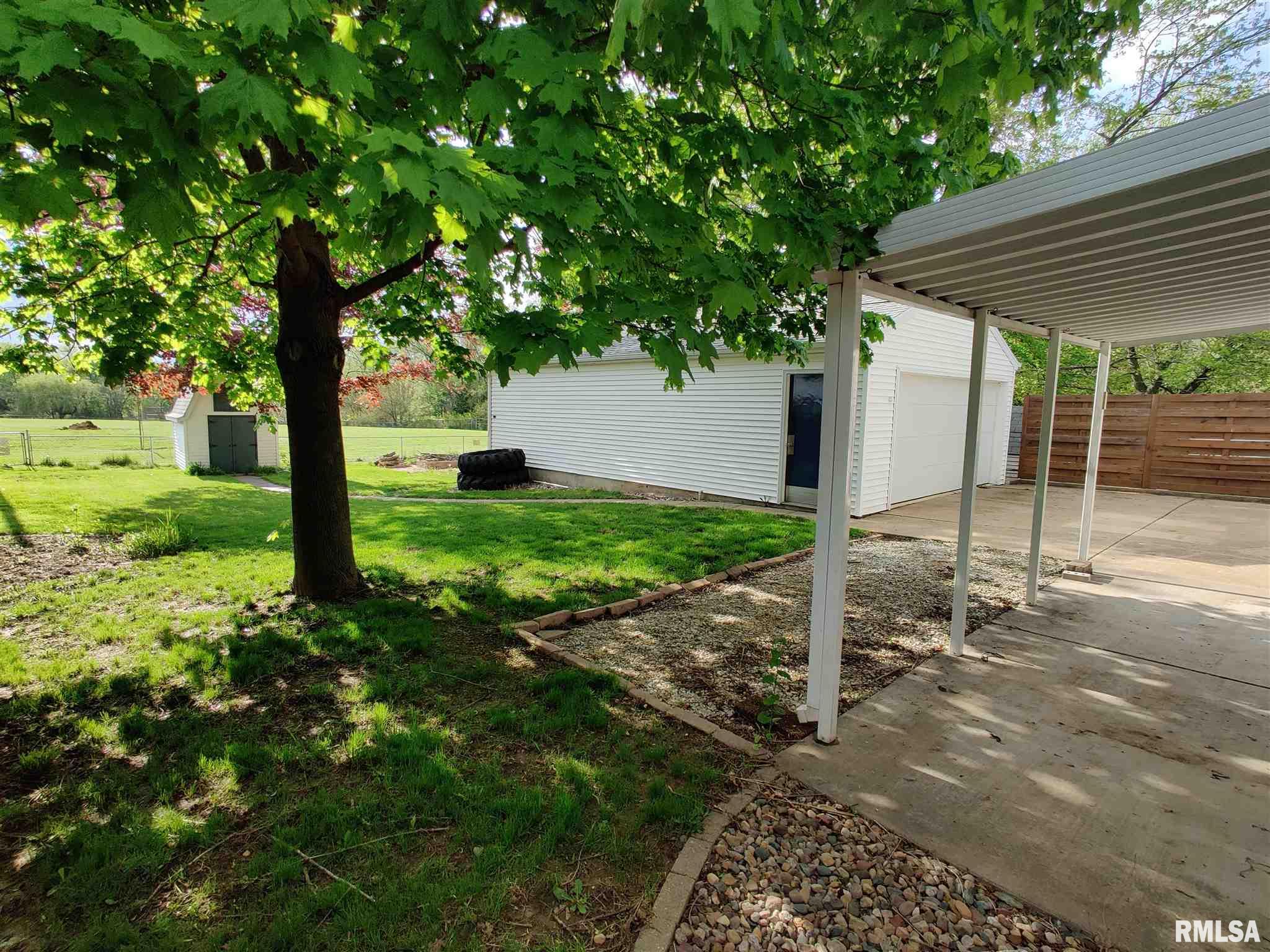 237 Briargate Road Washington, IL 61571 - Photo 6 of 36 Gallery Image 6