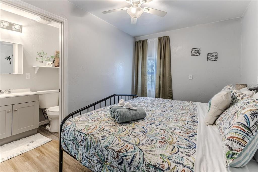 5261 Circle Drive Weeki Wachee, FL 34607 - Photo 33 of 48