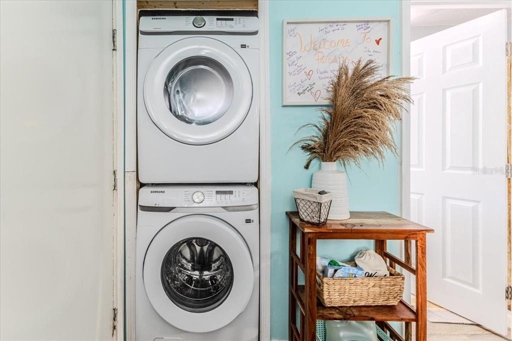 5261 Circle Drive Weeki Wachee, FL 34607 - Photo 40 of 49 a utility room with dryer and washer