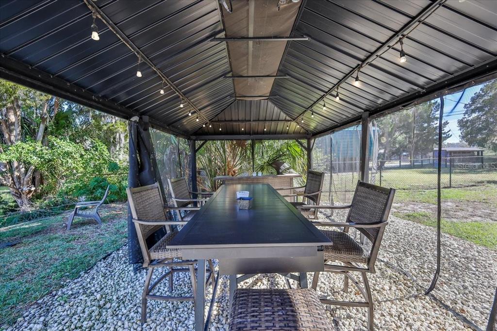 5261 Circle Drive Weeki Wachee, FL 34607 - Photo 7 of 48