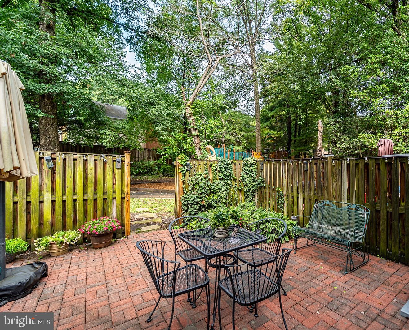 2410 Alsop Court Reston, VA 20191 - Photo 9 of 23