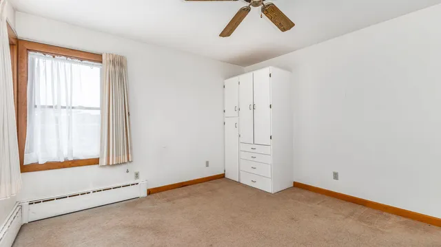 $135,000 | 319 East Catlin Street, Elizabeth, IL 61028