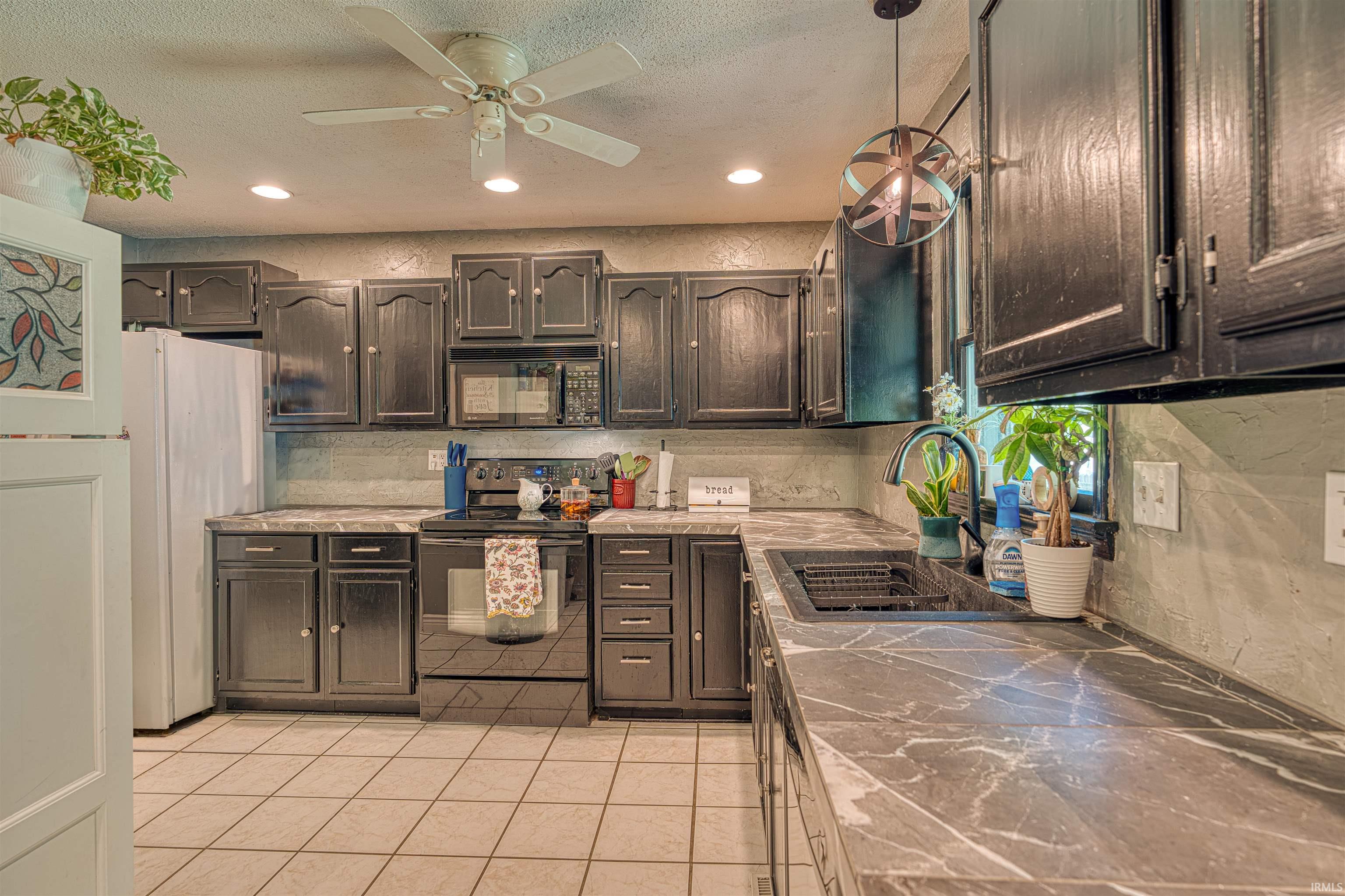 5366 Jeffries Lane Newburgh, IN 47630 - Photo 12 of 37