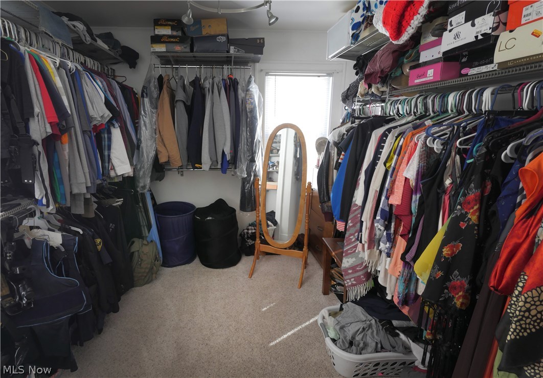 2428 Queenston Road Cleveland, OH 44118 - Photo 19 of 26 Gallery Image 19