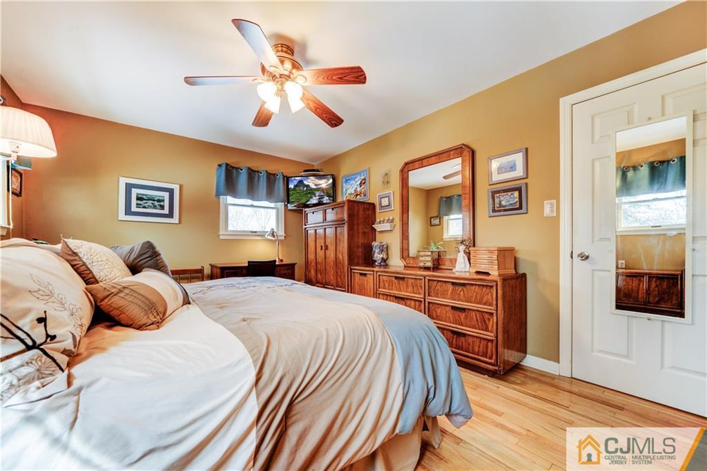 43 Winton Road East Brunswick, NJ 08816 - Photo 16 of 25 Gallery Image 16