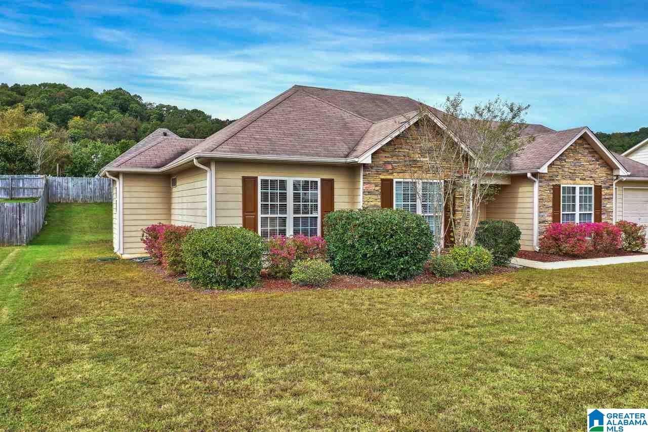 125 Stone Road Pelham, AL 35124 - Photo 3 of 27 Gallery Image 3