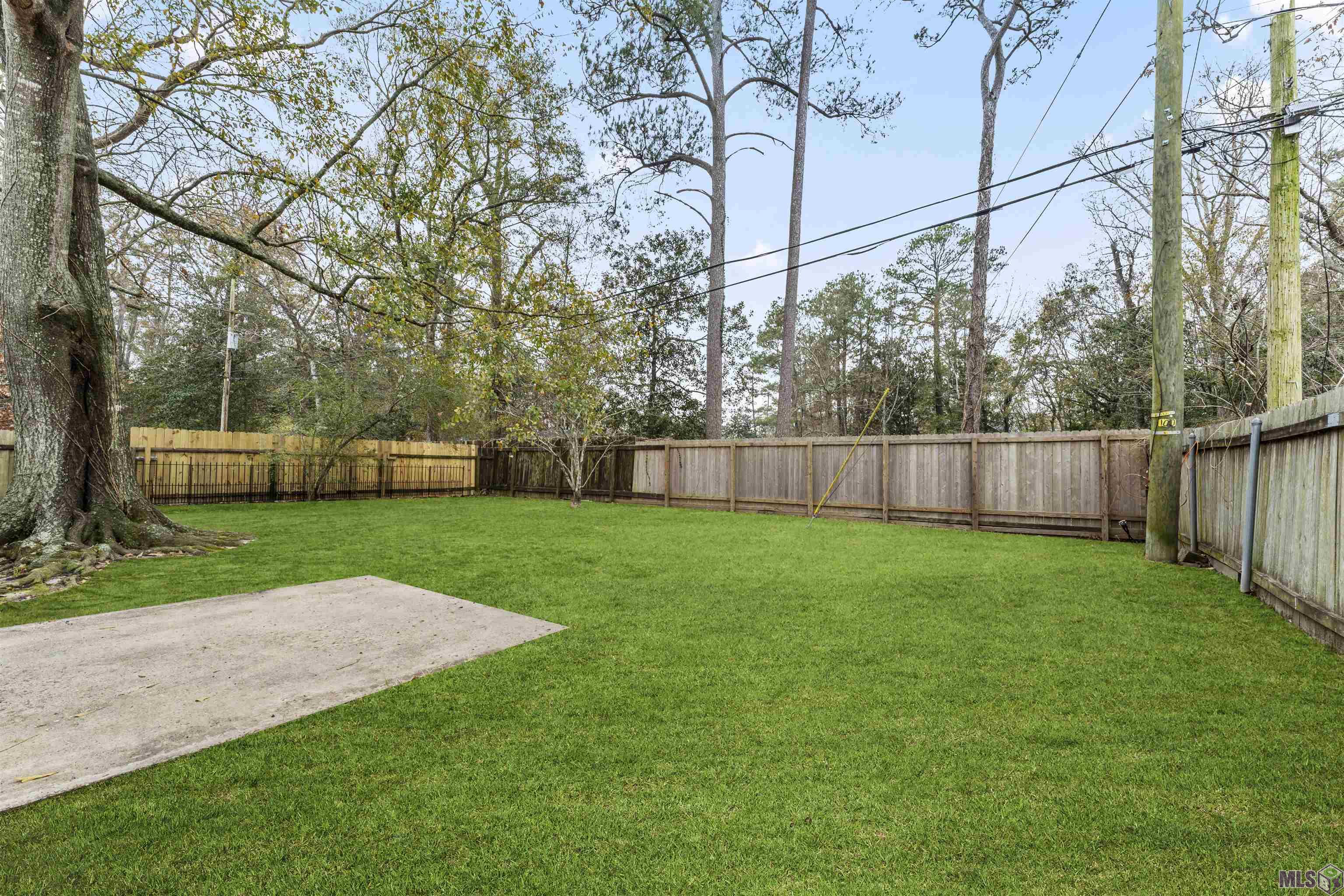 171 Forest Loop Mandeville, LA 70471 - Photo 16 of 17 Gallery Image 16