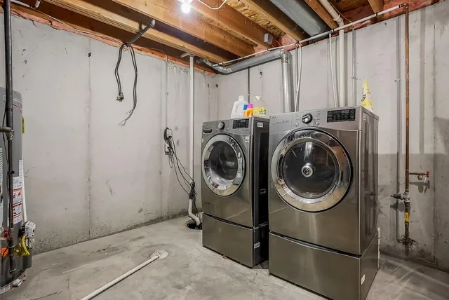 $374,900 | 929 Sutherland Drive, Louisburg, KS 66053