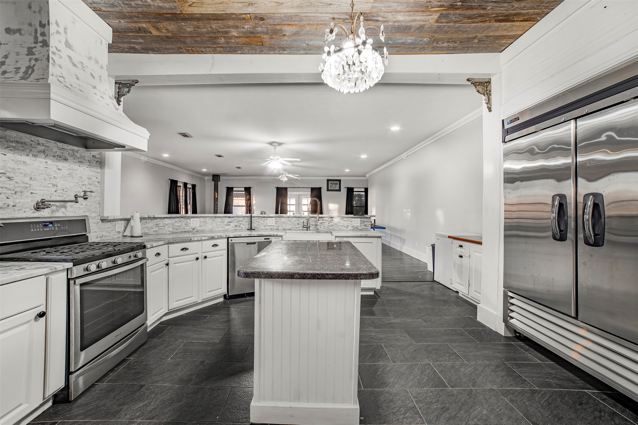 17221 Steger Lane Manor, TX 78653 - Photo 6 of 32