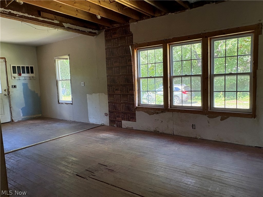 2388 Copley Road Akron, OH 44321 - Photo 13 of 24