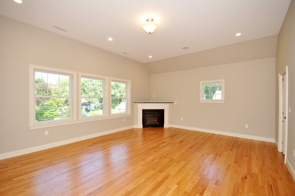 8 Lake Street Lexington, MA 02421 - Photo 12 of 15