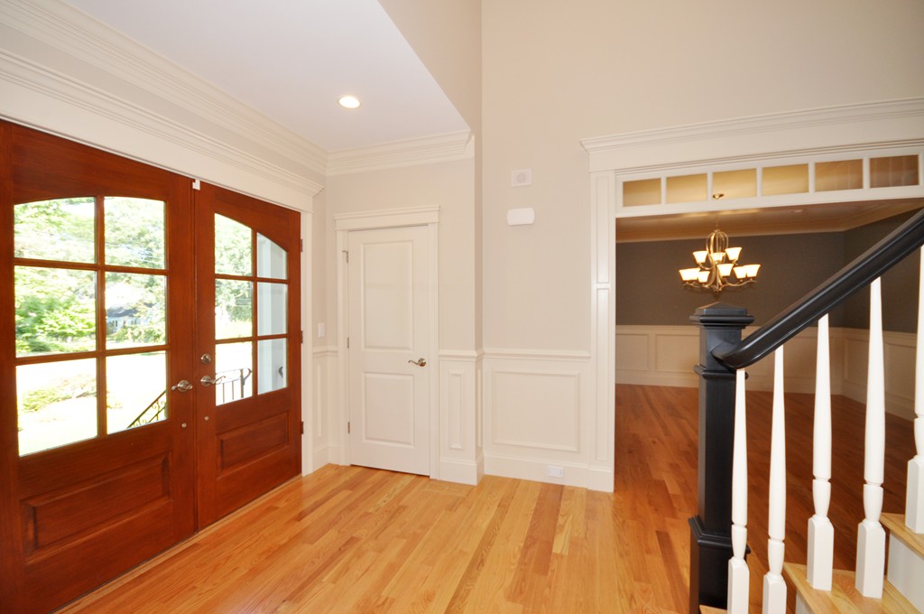 8 Lake Street Lexington, MA 02421 - Photo 2 of 15