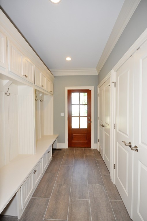 8 Lake Street Lexington, MA 02421 - Photo 9 of 15