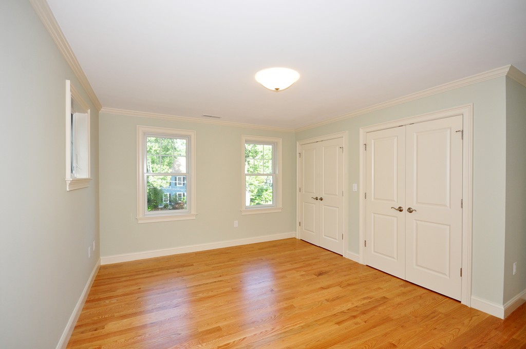 8 Lake Street Lexington, MA 02421 - Photo 10 of 15