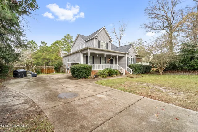 $595,000 | 33 Medina Court, Hampstead, NC 28443