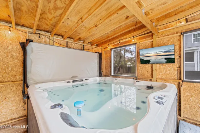 $595,000 | 33 Medina Court, Hampstead, NC 28443