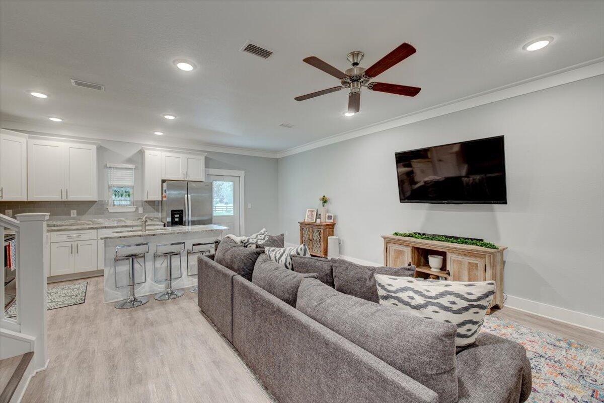 40 North Sand Palm Road, Unit 8 Freeport, FL 32439 - Photo 5 of 32 Gallery Image 5