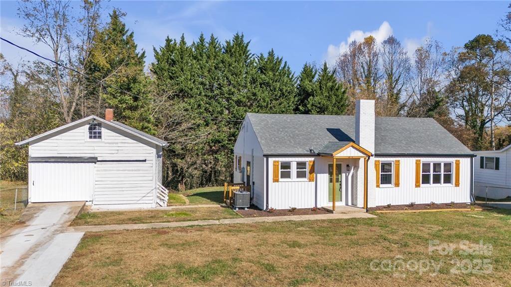 218 Cedarbrook Road Jonesville, NC 28642 - Photo 2 of 9 Gallery Image 2