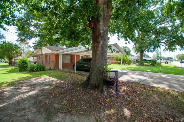 $174,900 | 401 Carol Road, Bayou Vista, LA 70380