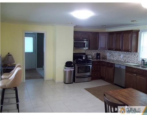 19 Canal Street Raritan, NJ 08869 - Photo 1 of 25