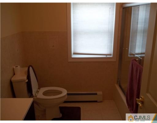 19 Canal Street Raritan, NJ 08869 - Photo 11 of 25