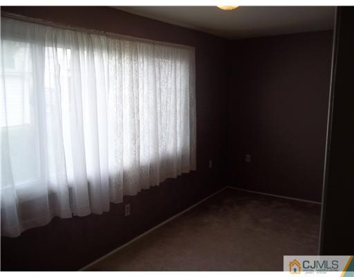 19 Canal Street Raritan, NJ 08869 - Photo 12 of 25