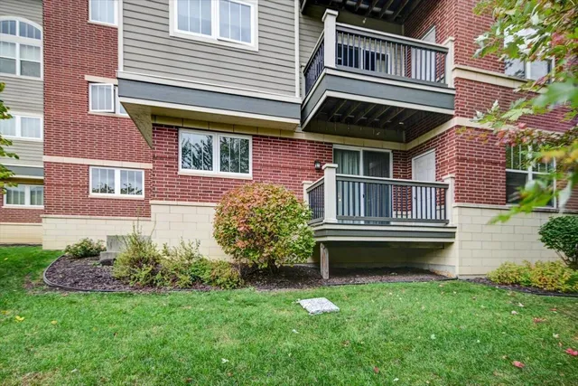 $289,900 | 5192 Sassafras Drive, Unit 109, Fitchburg, WI 53711