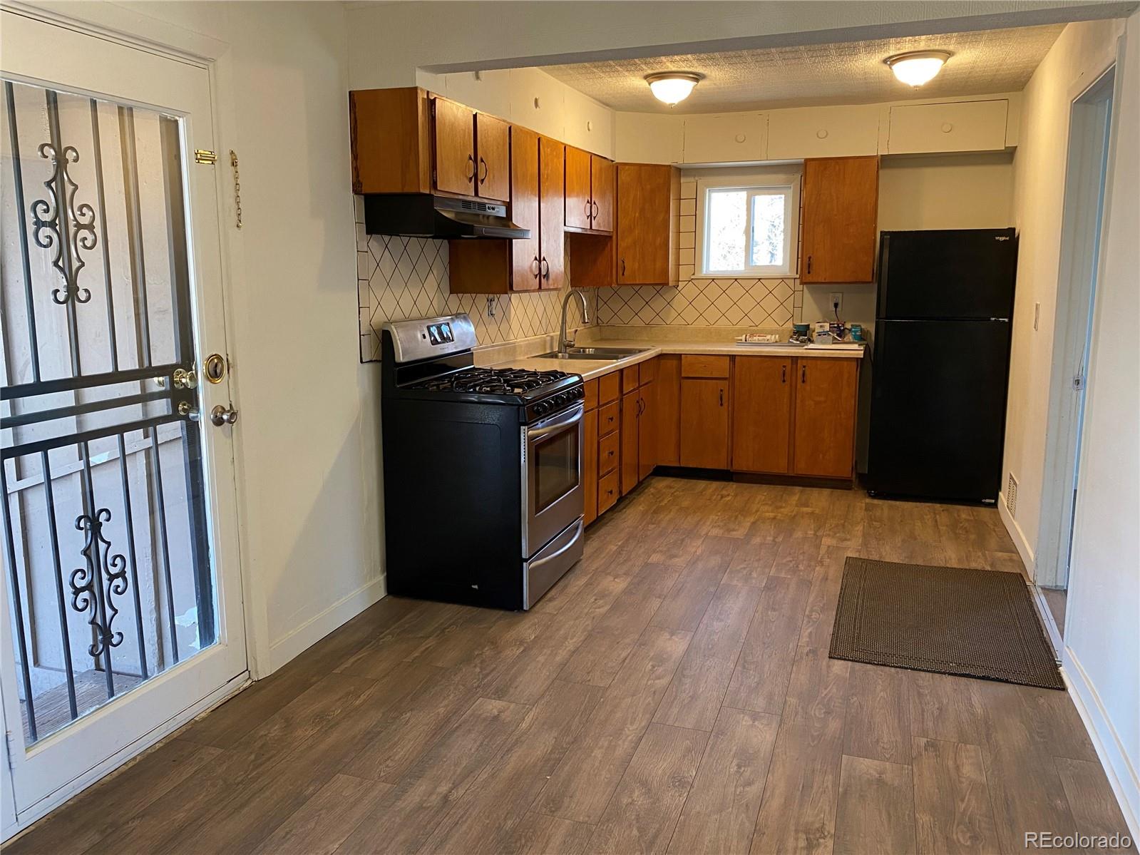 945 Zenobia Street Denver, CO 80204 - Photo 4 of 14