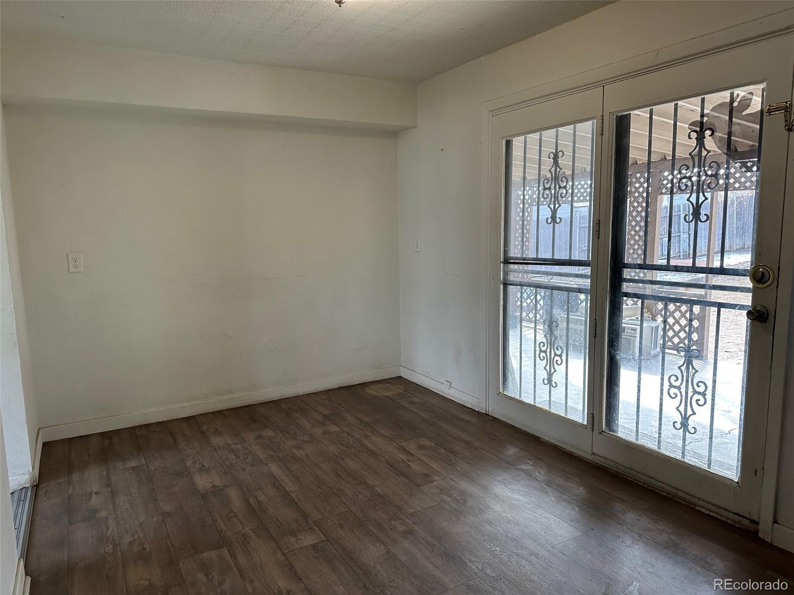 945 Zenobia Street Denver, CO 80204 - Photo 8 of 14