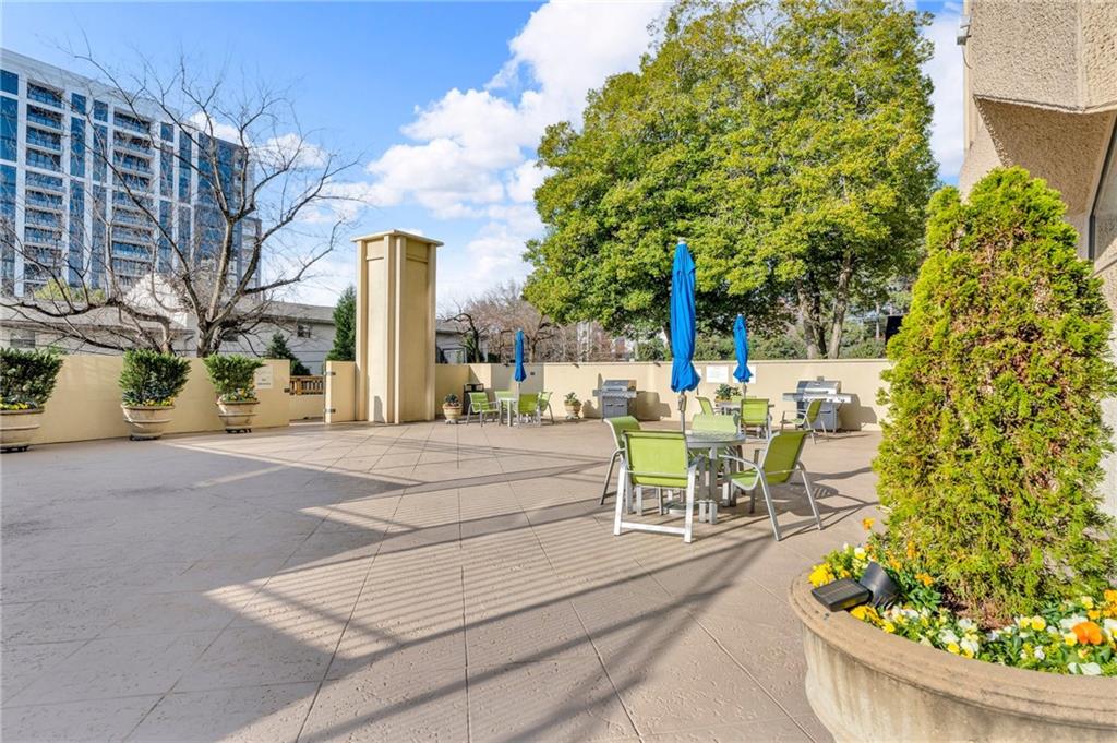 2479 Peachtree Street Northeast, Unit 508 Atlanta, GA 30305 - Photo 2 of 28