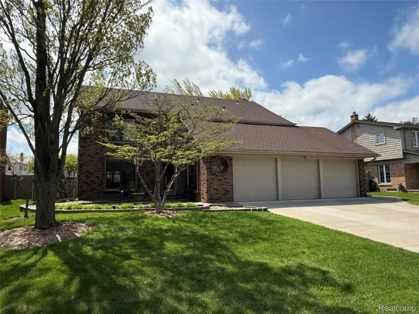 $398,000 | 14667 Brookline Street, Riverview, MI 48193