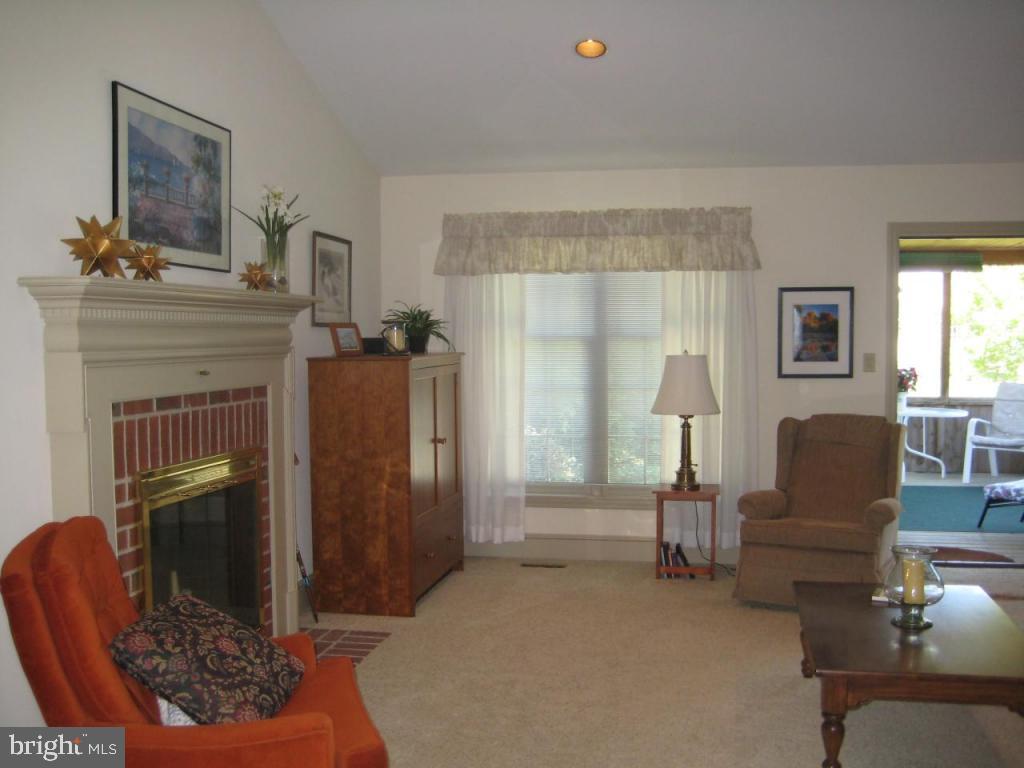 320 Koser Road Lititz, PA 17543 - Photo 5 of 9