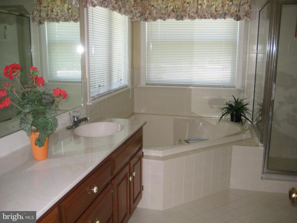 320 Koser Road Lititz, PA 17543 - Photo 7 of 9