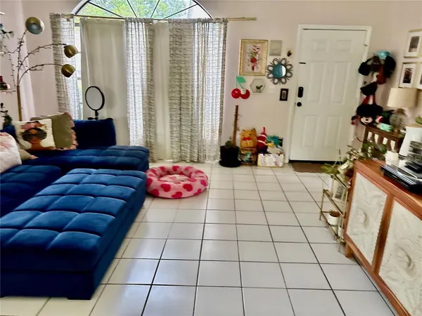 $2,495 | 11812 Shotgate Court, Orlando, FL 32837