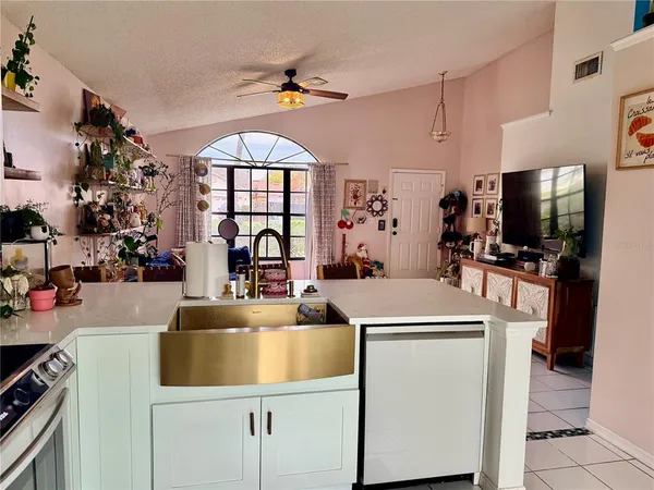 $2,495 | 11812 Shotgate Court, Orlando, FL 32837
