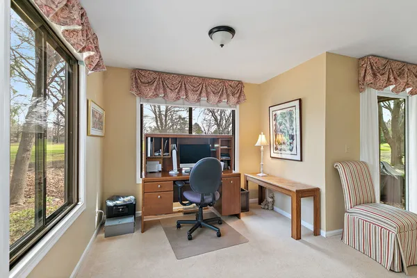 $388,000 | 723 Golf Lane, Unit 944, Lake Barrington, IL 60010