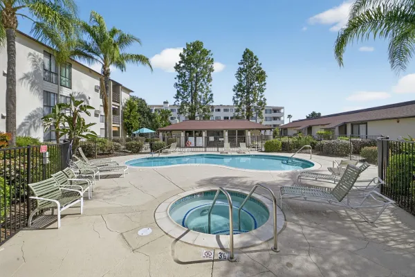 $330,000 | 6924 Hyde Park Drive, Unit 319, San Diego, CA 92119