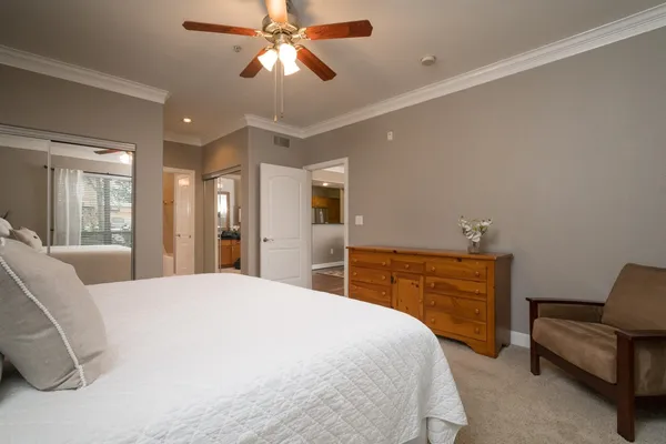 $2,300 | 2299 Lone Star Drive, Unit 101, Sugar Land, TX 77479