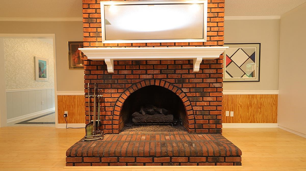 9627 Barton Creek Road Raleigh, NC 27615 - Photo 15 of 30 Fireplace