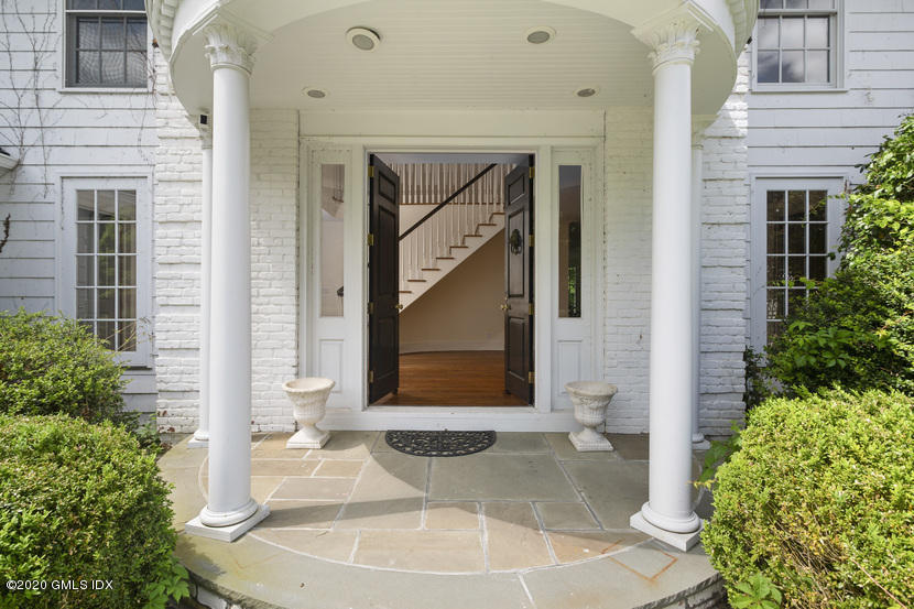 16 Round Hill Road Greenwich, CT 06831 - Photo 6 of 42 16 Round Hill Rd
