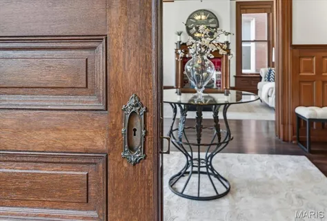 $1,075,000 | 5095 Westminster Place, St. Louis, MO 63108