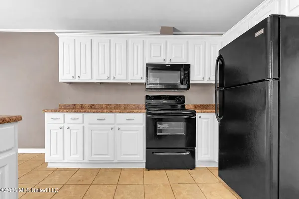 $195,000 | 321 Panola Avenue, Batesville, MS 38606