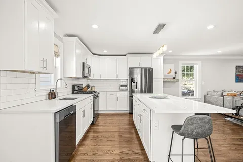 $989,900 | 360 Lynn Street, Malden, MA 02148