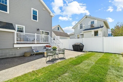 $989,900 | 360 Lynn Street, Malden, MA 02148