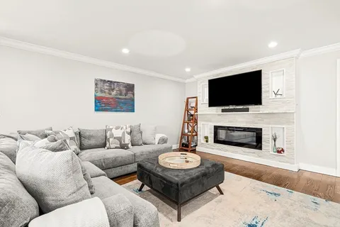 $989,900 | 360 Lynn Street, Malden, MA 02148