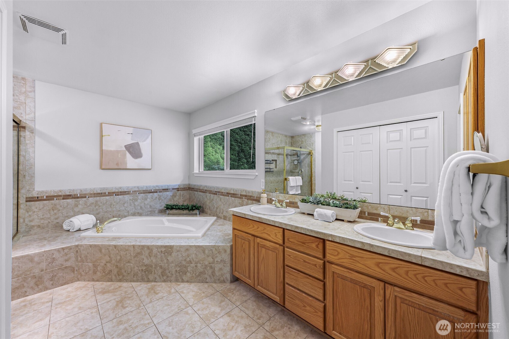 10409 Northeast 151st Place Bothell, WA 98011 - Photo 25 of 39 Gallery Image 25