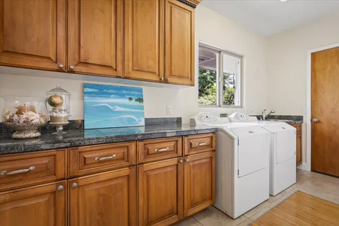 $2,755,000 | 76-832 Kalana Io Place, Kailua-Kona, HI 96740