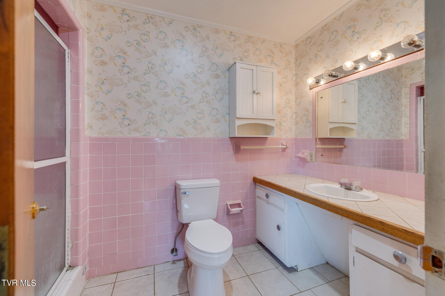 6130 Baileyton Road Greeneville, TN 37745 - Photo 15 of 42 017