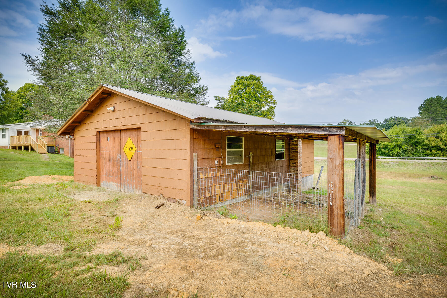 6130 Baileyton Road Greeneville, TN 37745 - Photo 36 of 42 041